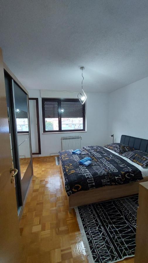 Apartman Loris Apartment Sarajevo Bagian luar foto